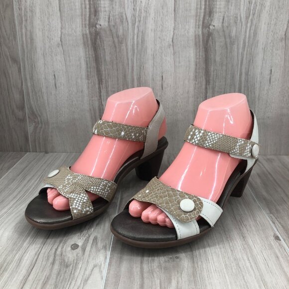 Aravon by New Balance Sandals Womens 7.5B White Tan Leather Hook and Loop Shoes - Picture 4 of 12